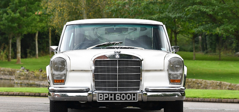 Редкий Mercedes-Benz 600 Pullman Джона Леннона выставили на продажу